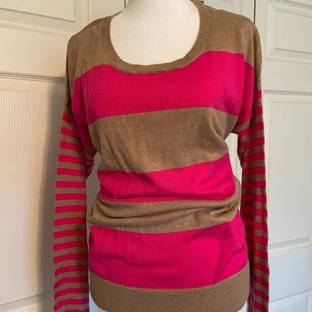 GAP Pink and Tan Sweater, M